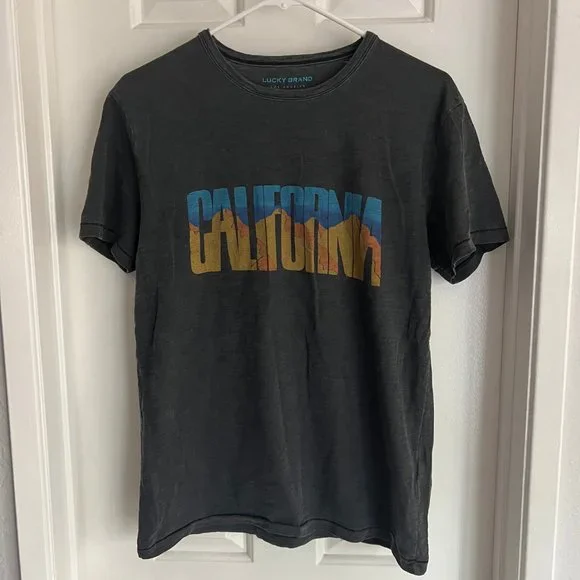 Lot of 3 Lucky Brand Graphic Tees - Picture 4 of 4
